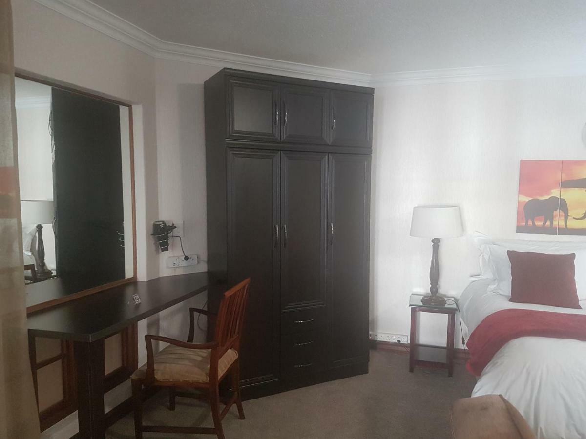 Villa The Baobab Midrand Esterno foto